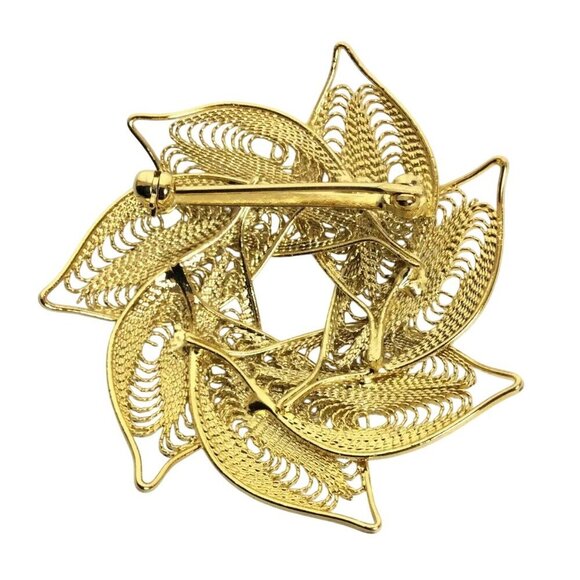 Vintage Goldtone Spun Wire Leaf Wreath Brooch Pin - Picture 4 of 4